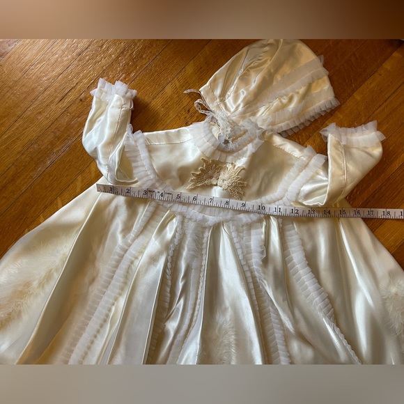 Vintage baby christening gown - Picture 5 of 9